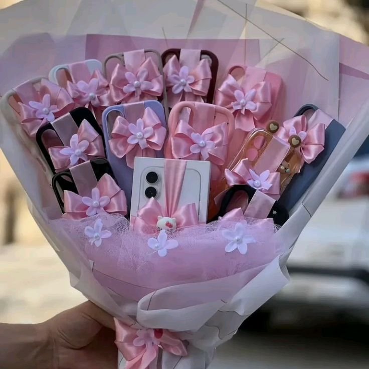 d31529cbf308b2e35af4b93cc50dc06e Phone Case Bouquet - Image 1
